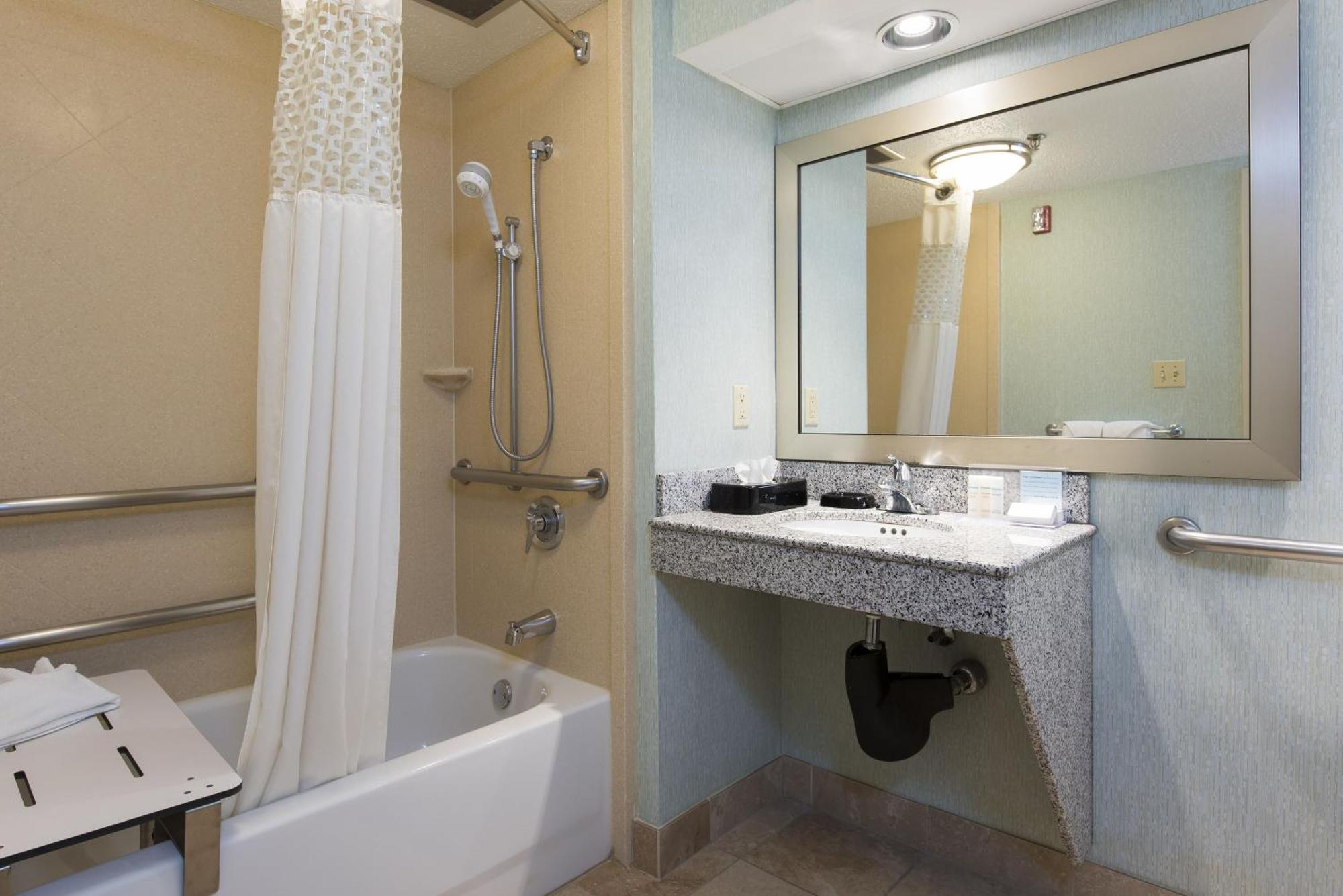 Hampton Inn & Suites Kokomo Buitenkant foto